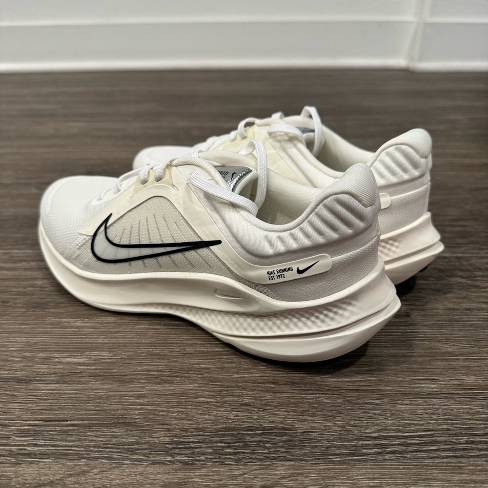 NIKE Women QUEST 5 SAIL/BLACK-COCONUT [DD9291-104] sz 9 - Picture 5 of 5
